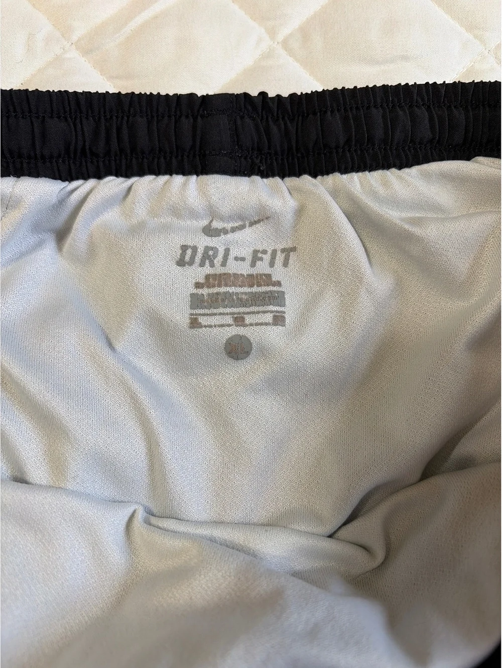 Nike Girls’ Tempo Track Running Black Shorts size xl